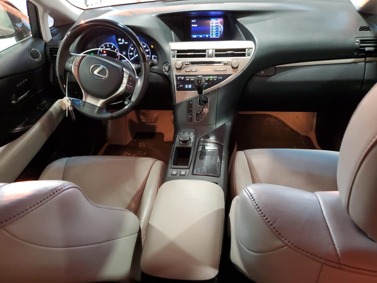 2014 Lexus RX - Image 8