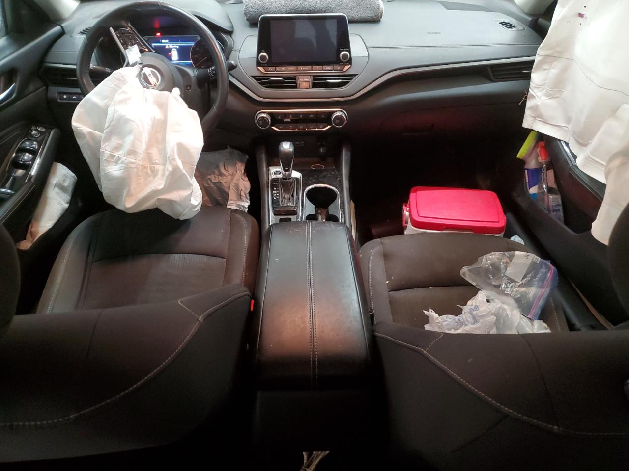 2021 Nissan Altima - Image 8