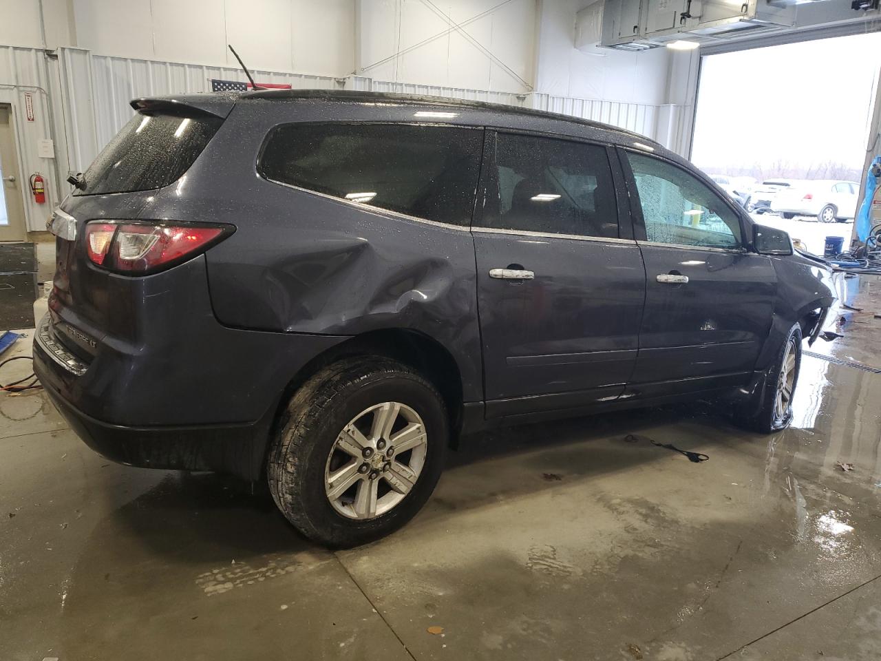 2014 Chevrolet Traverse - Image 3