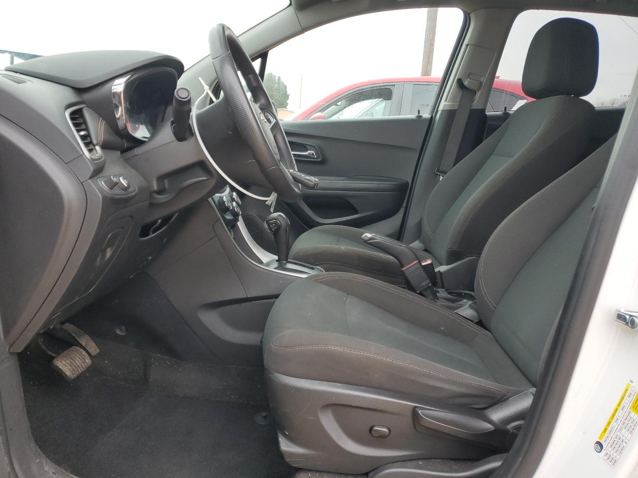 2022 Chevrolet Trax - Image 7