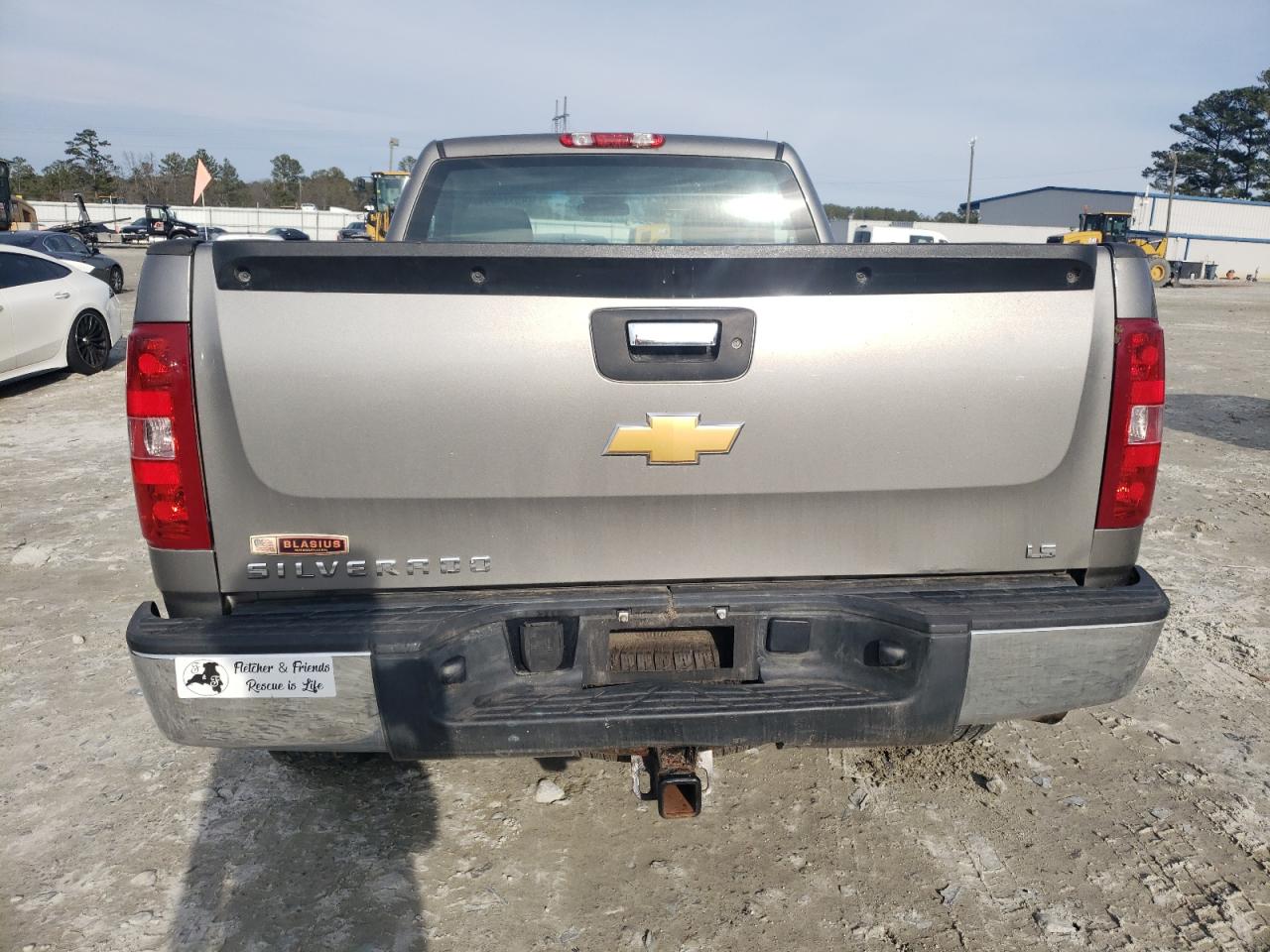 2013 Chevrolet Silverado - Image 6