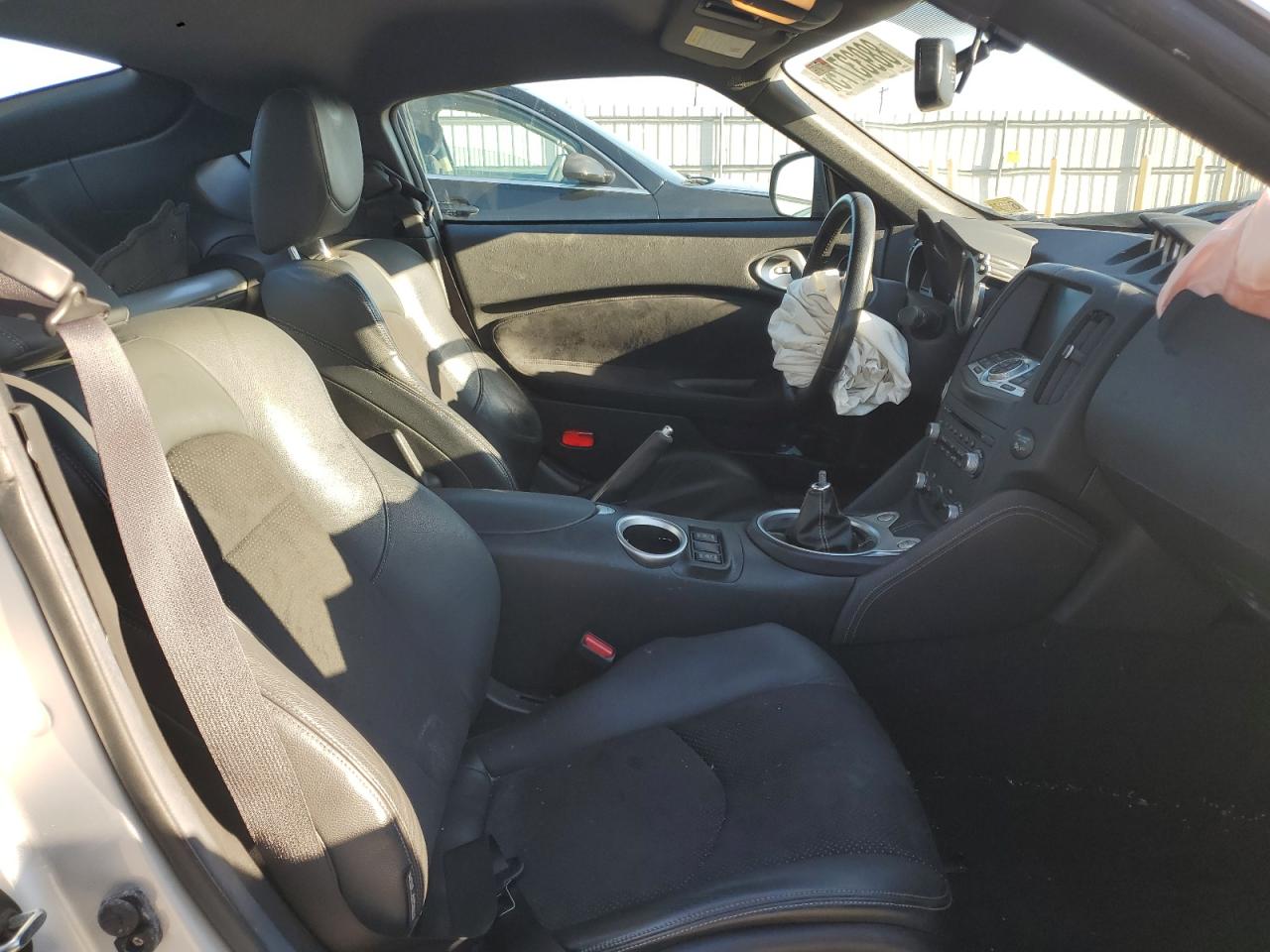 2010 Nissan 370Z - Image 10