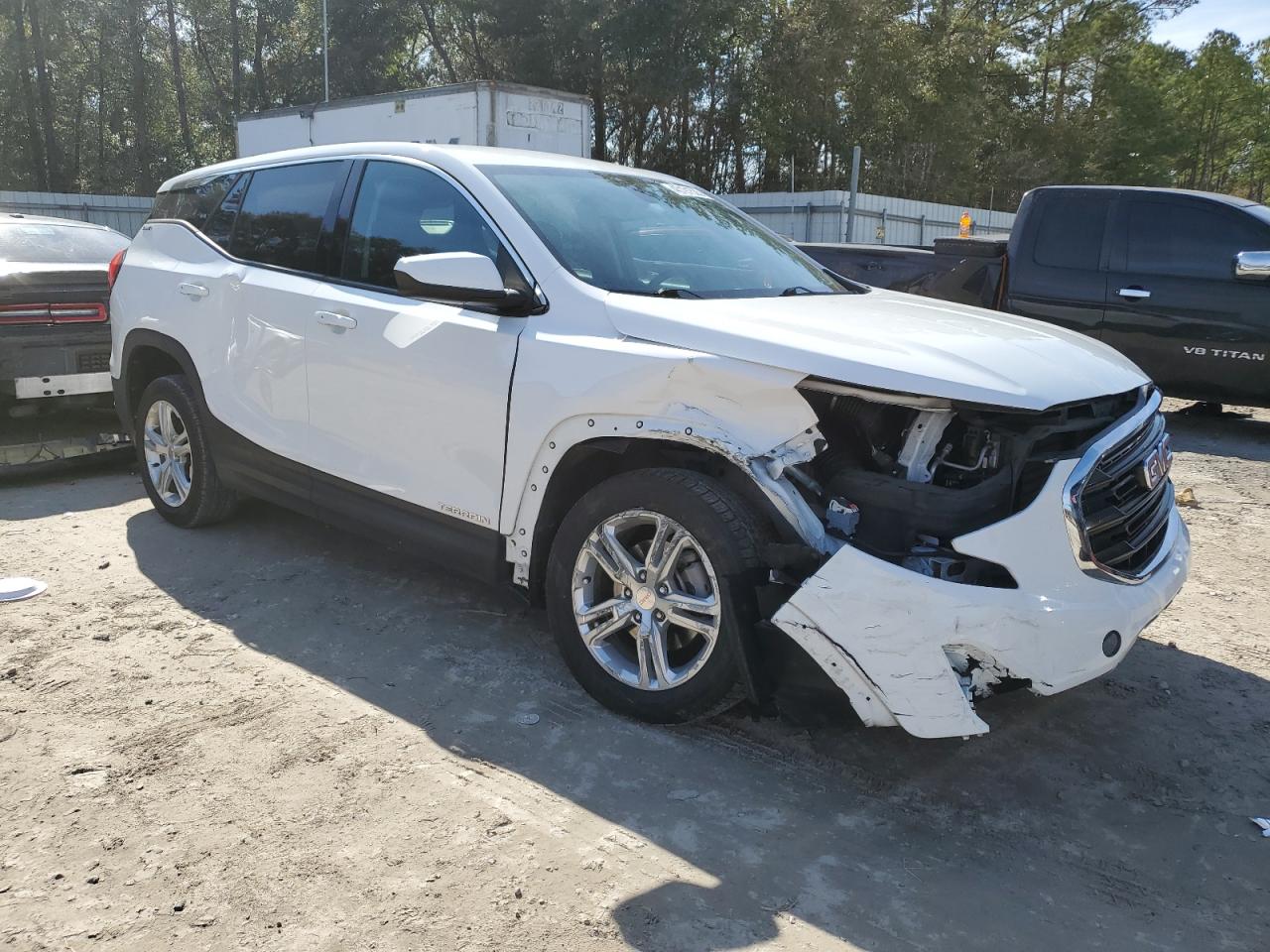 2019 GMC Terrain - Image 4