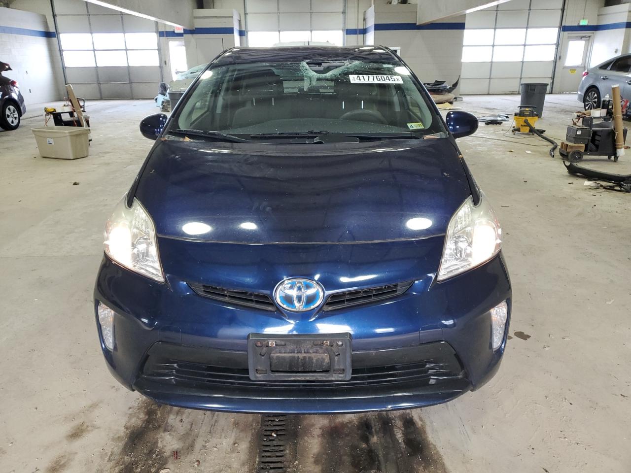 2015 Toyota Prius - Image 5