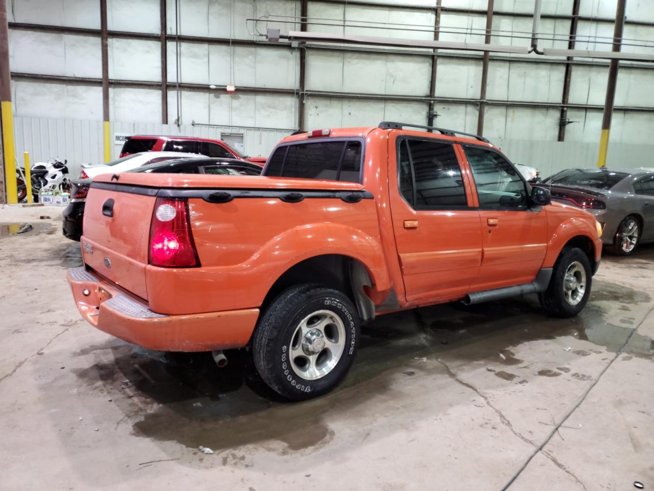 2004 Ford Explorer - Image 3