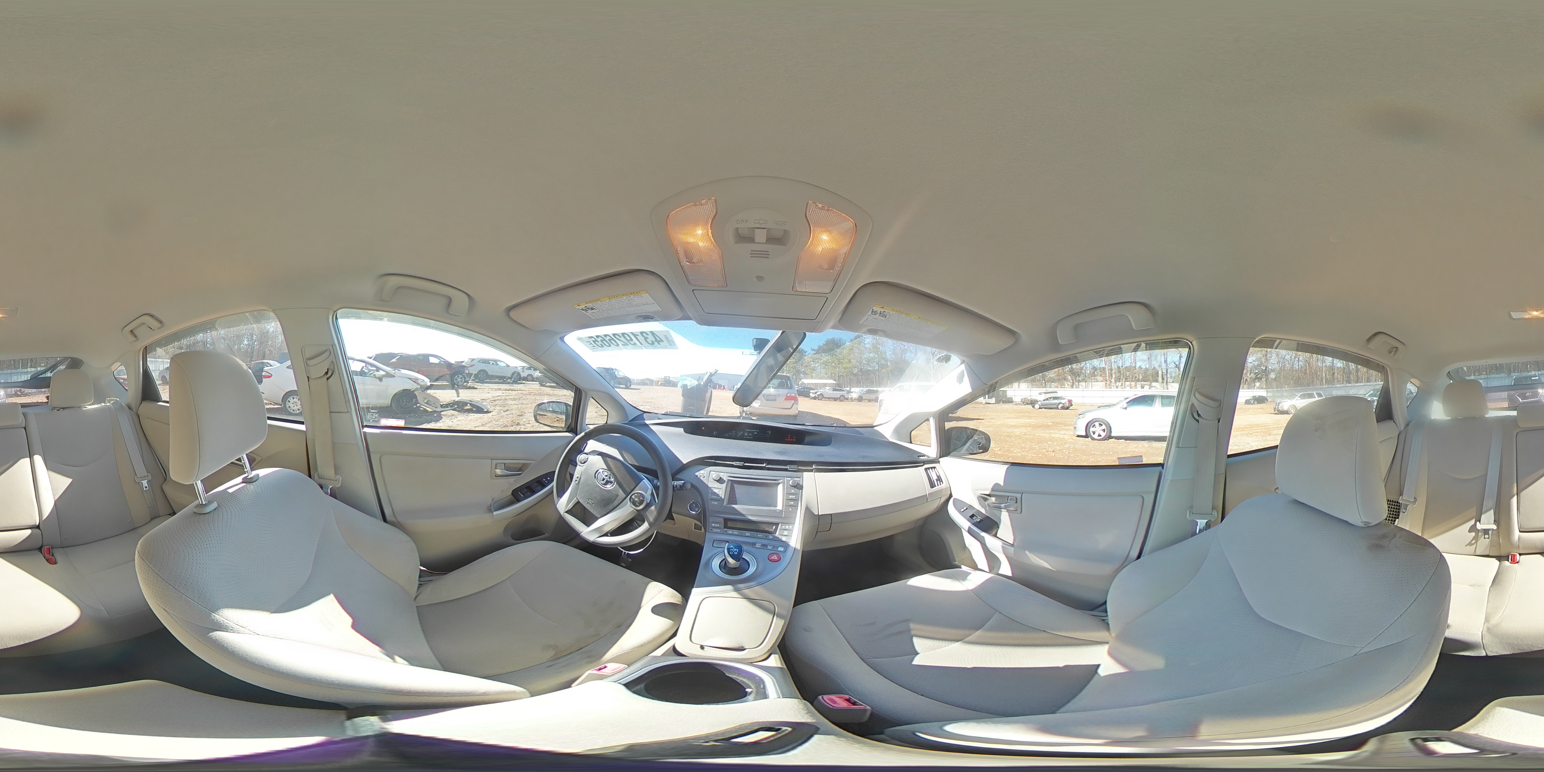 2012 Toyota Prius - Image 12