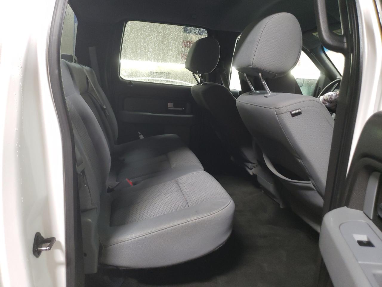 2014 Ford F-150 - Image 10