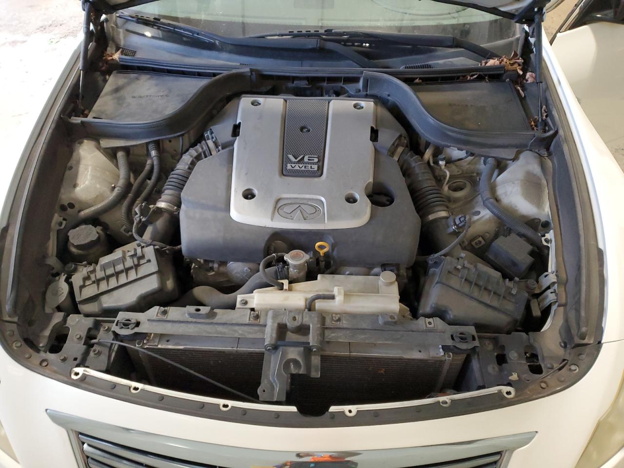 2013 Infiniti G - Image 11