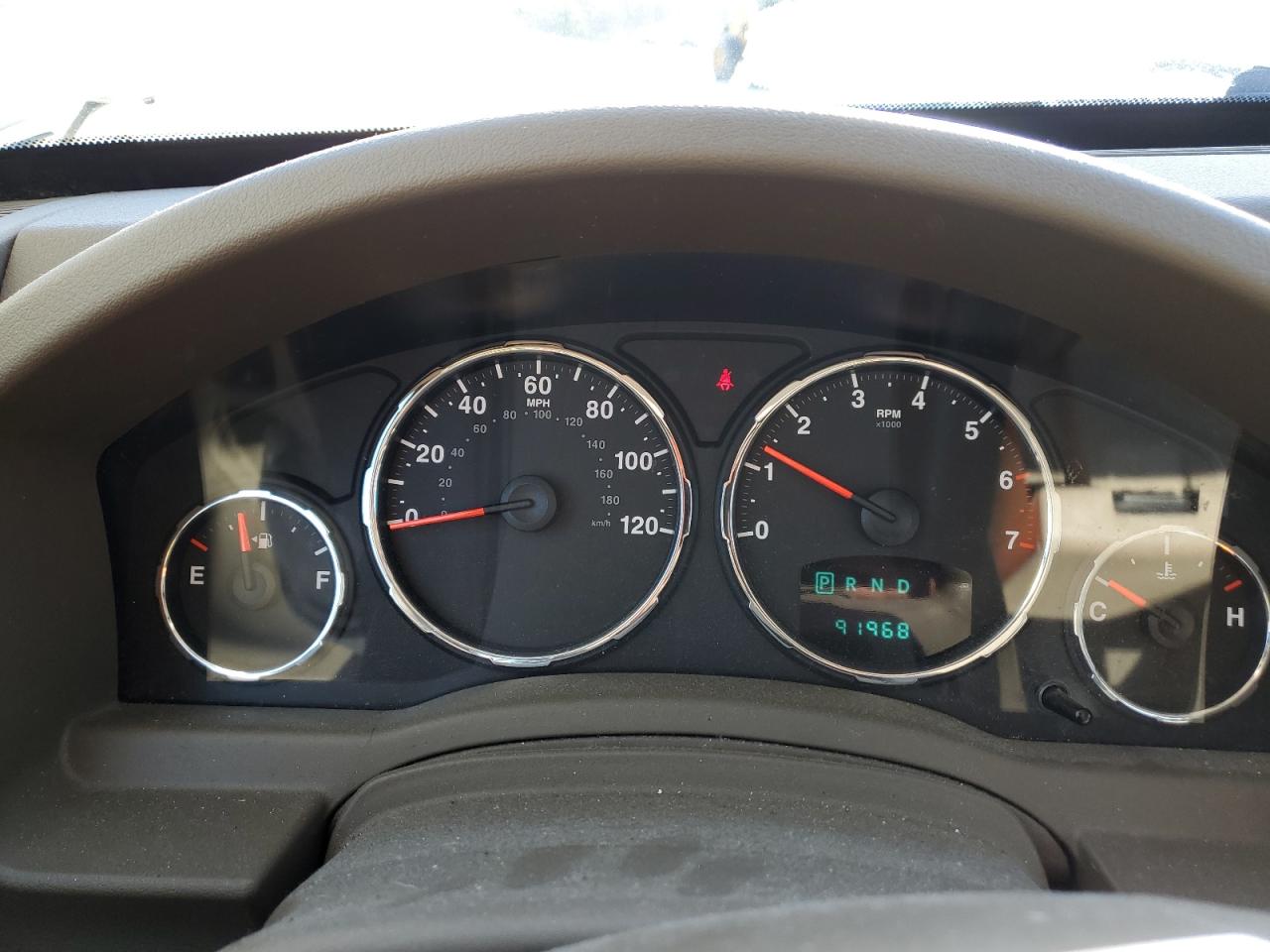 2010 Jeep Liberty (North America) - Image 9