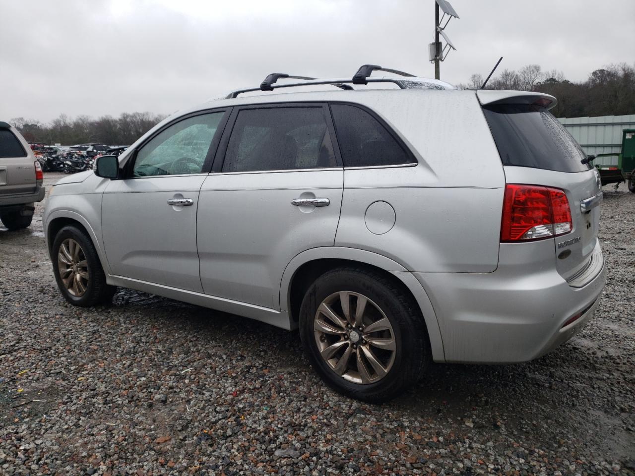 2013 Kia Sorento - Image 2