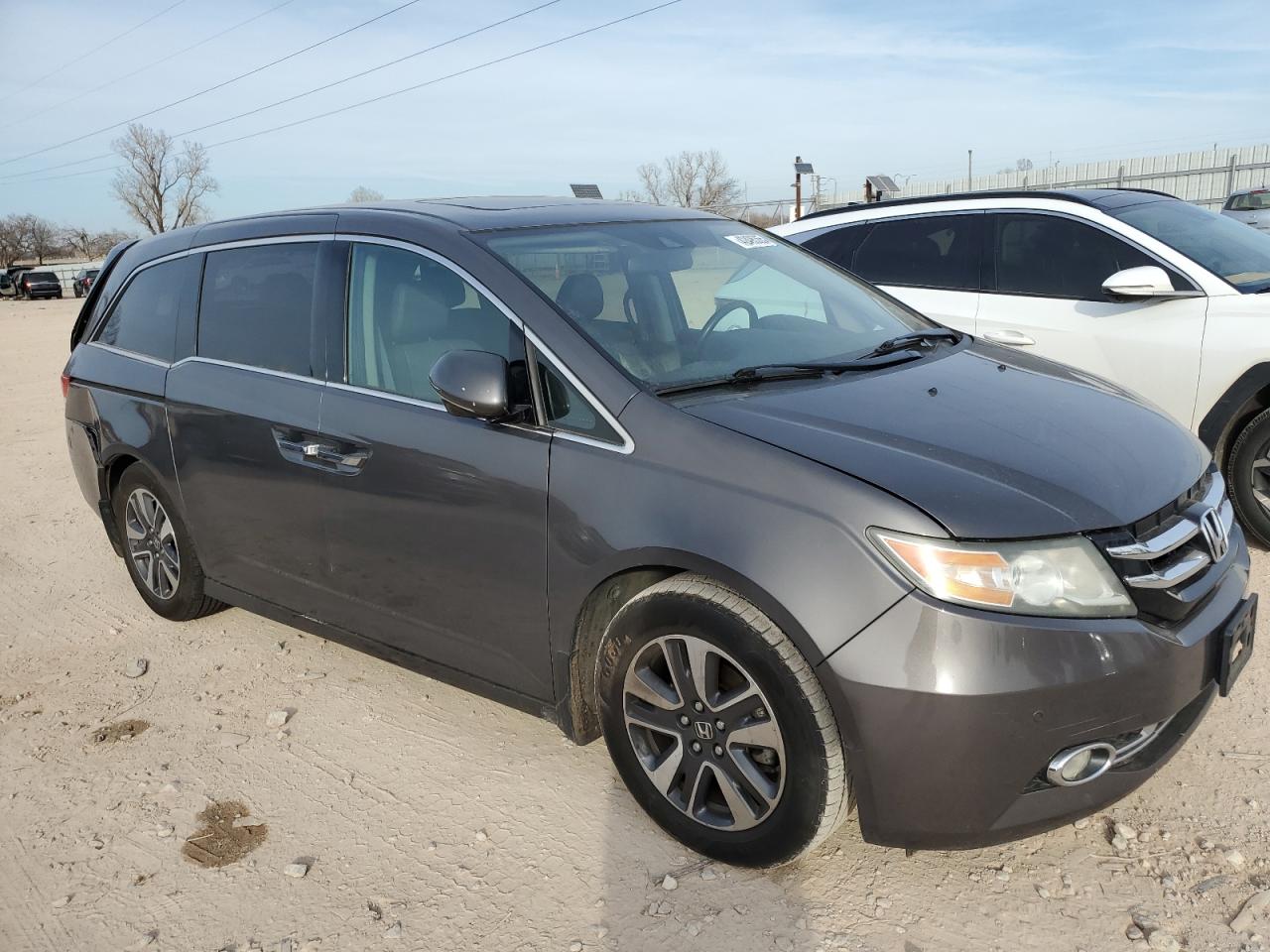 2014 Honda Odyssey - Image 4