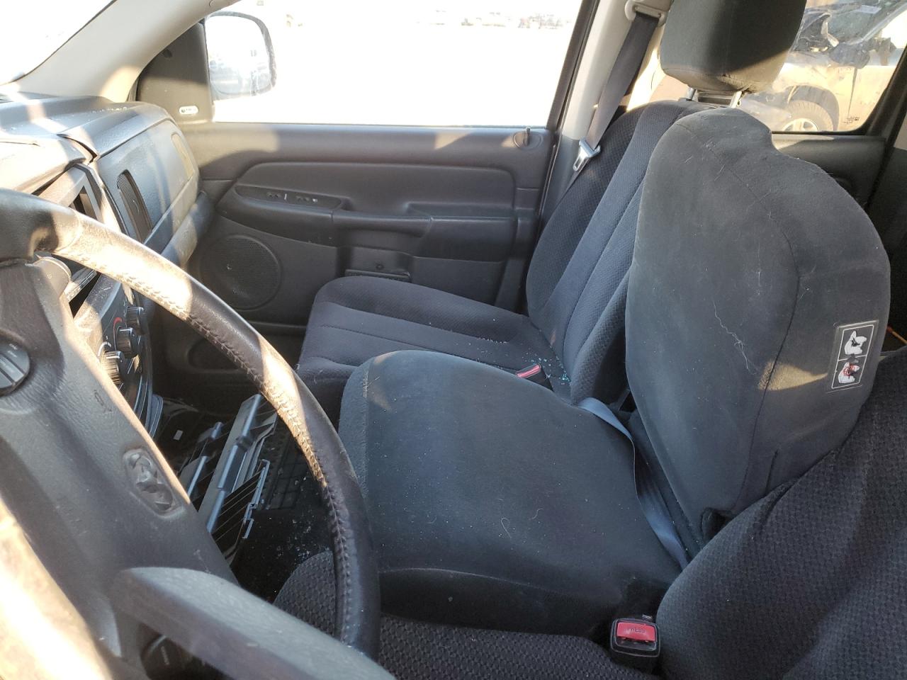 2003 Dodge RAM - Image 7