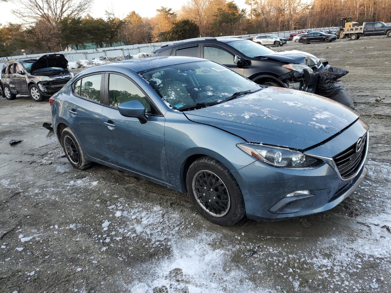 2015 Mazda 3 - Image 4