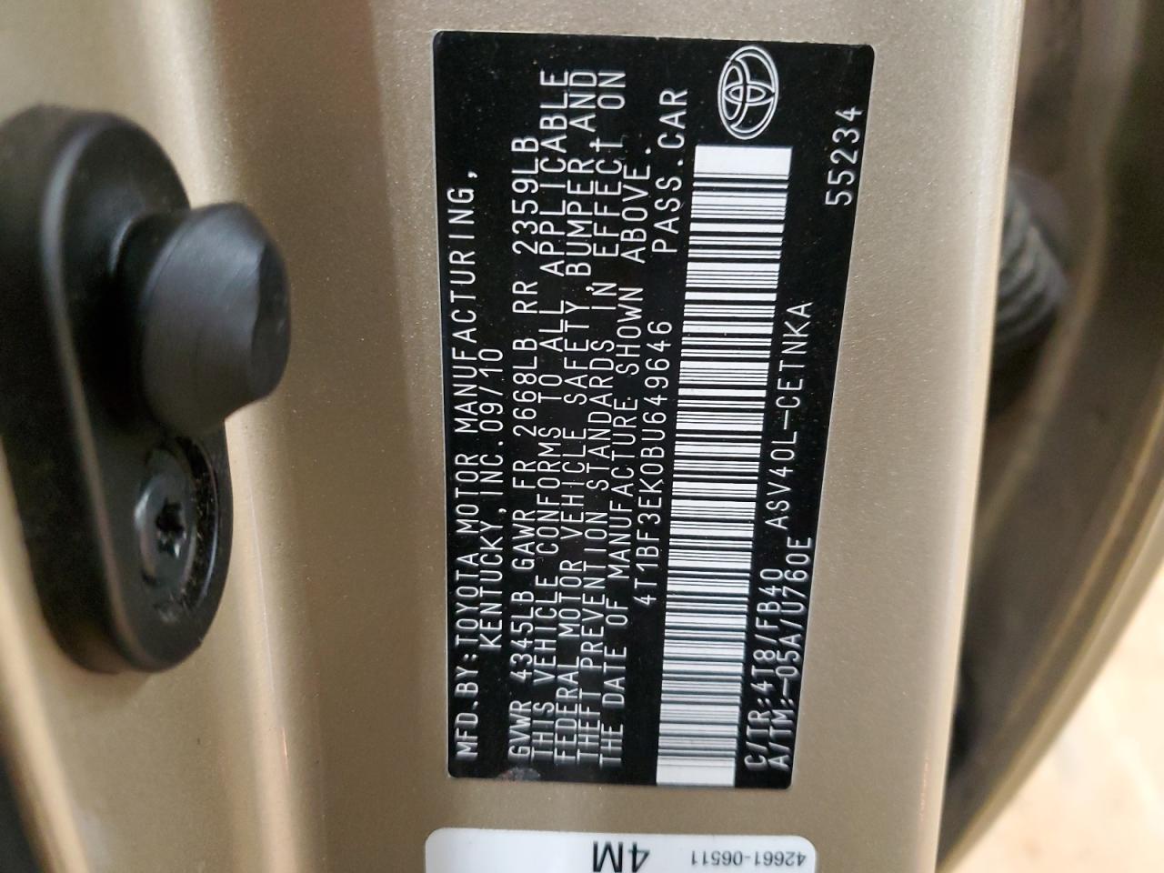 2011 Toyota Camry - Image 13