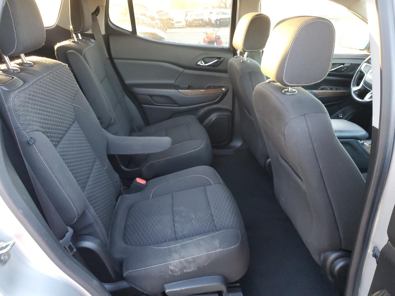 2019 GMC Acadia - Image 12