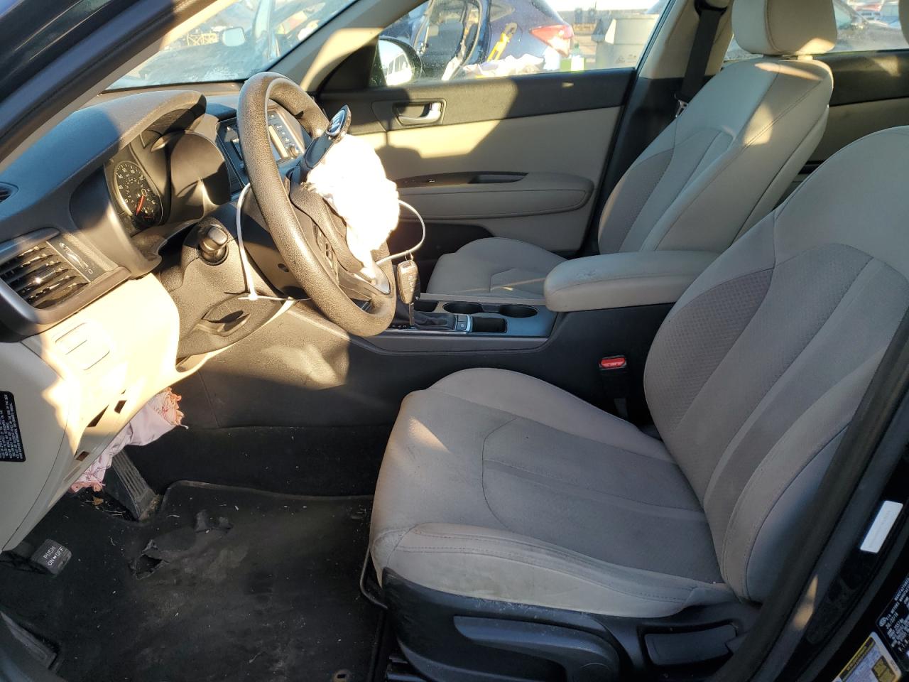 2016 Kia Optima - Image 7