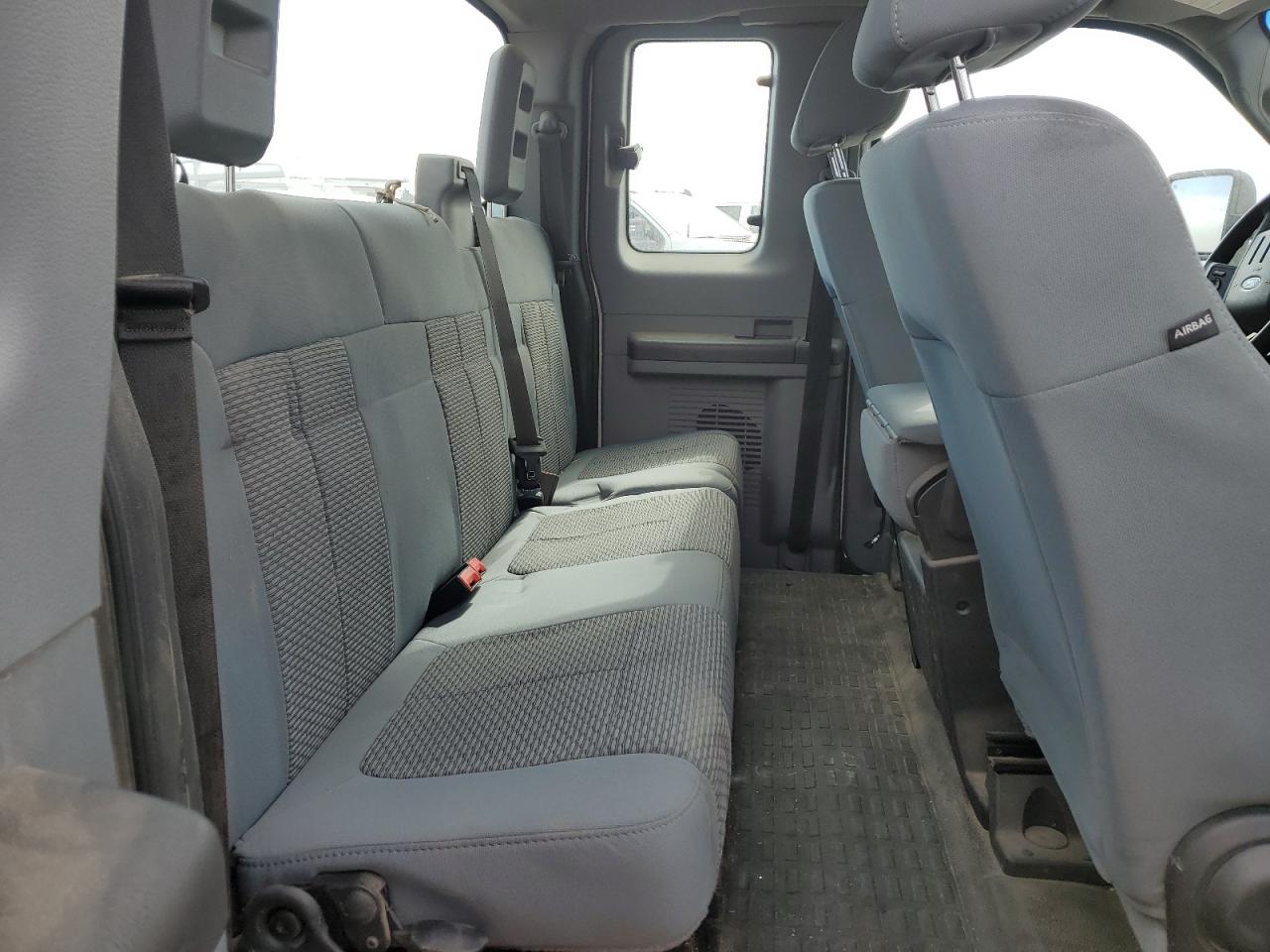 2014 Ford F350 - Image 11