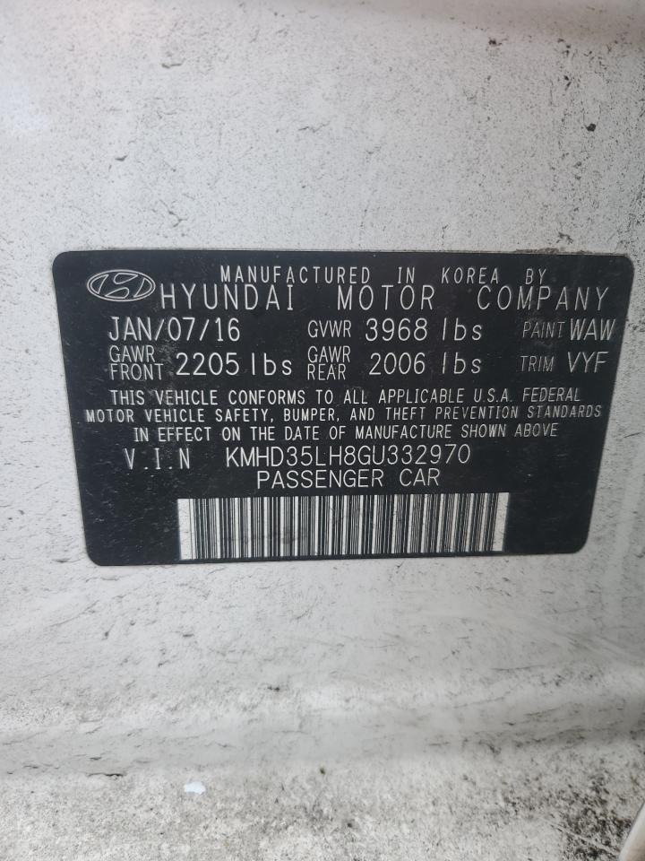 2016 Hyundai Elantra - Image 13