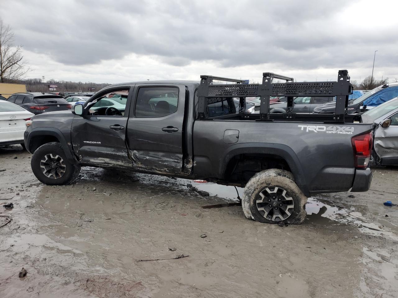 2018 Toyota Tacoma - Image 2