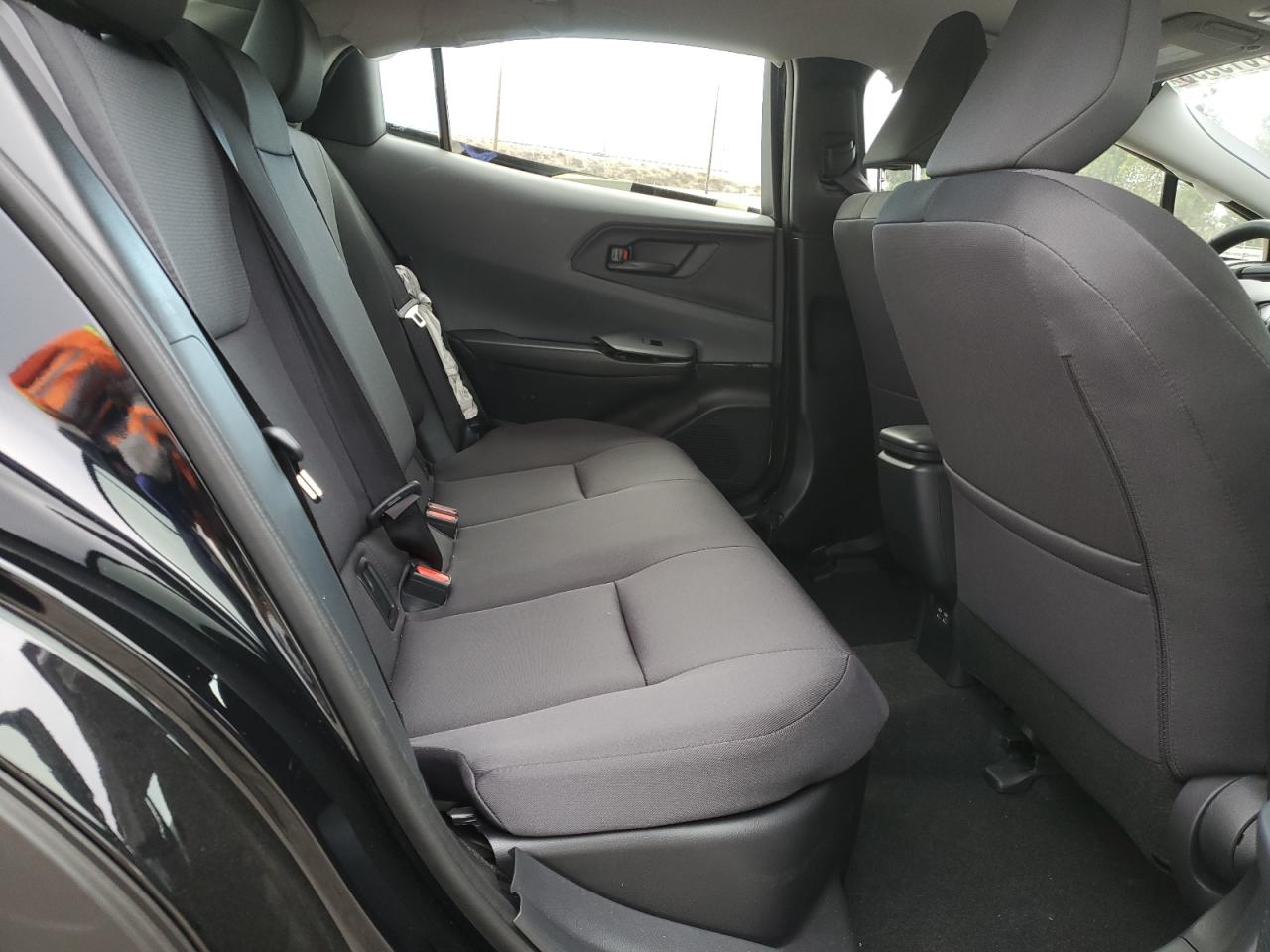 2024 Toyota Prius - Image 10