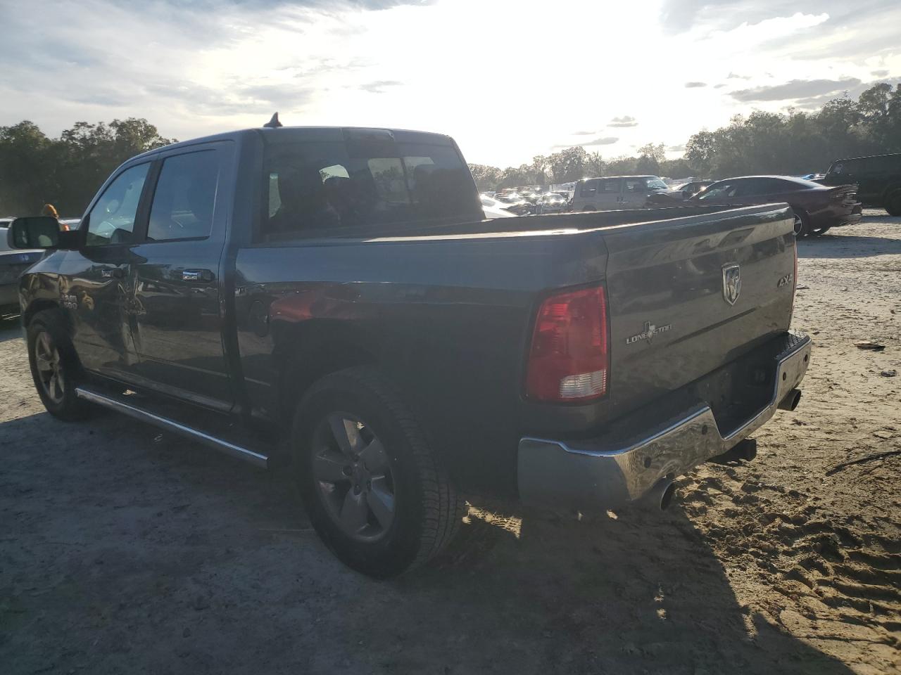 2015 RAM 1500 - Image 2