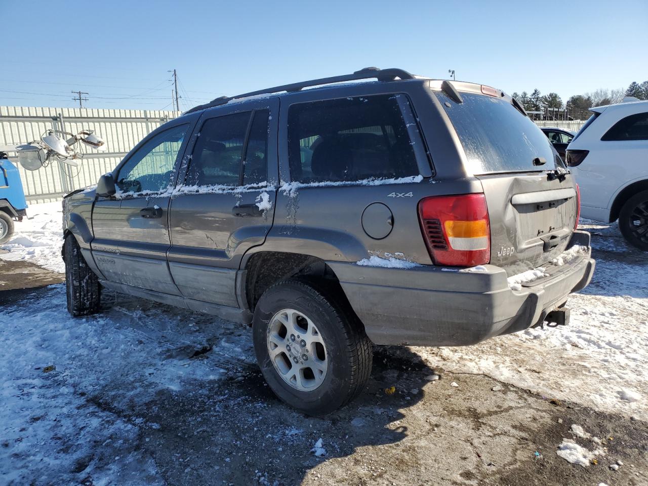 1999 Jeep Grand Cherokee - Image 2