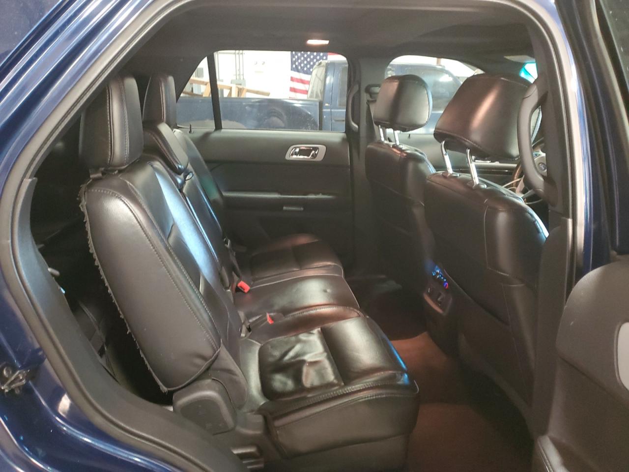 2012 Ford Explorer - Image 11