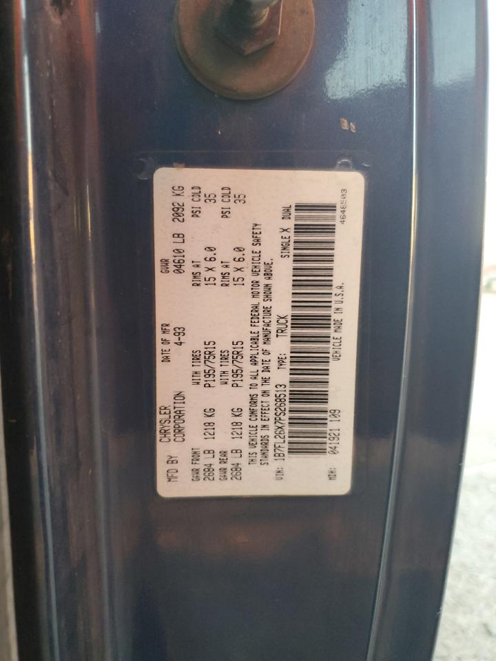 1993 Dodge Dakota - Image 13