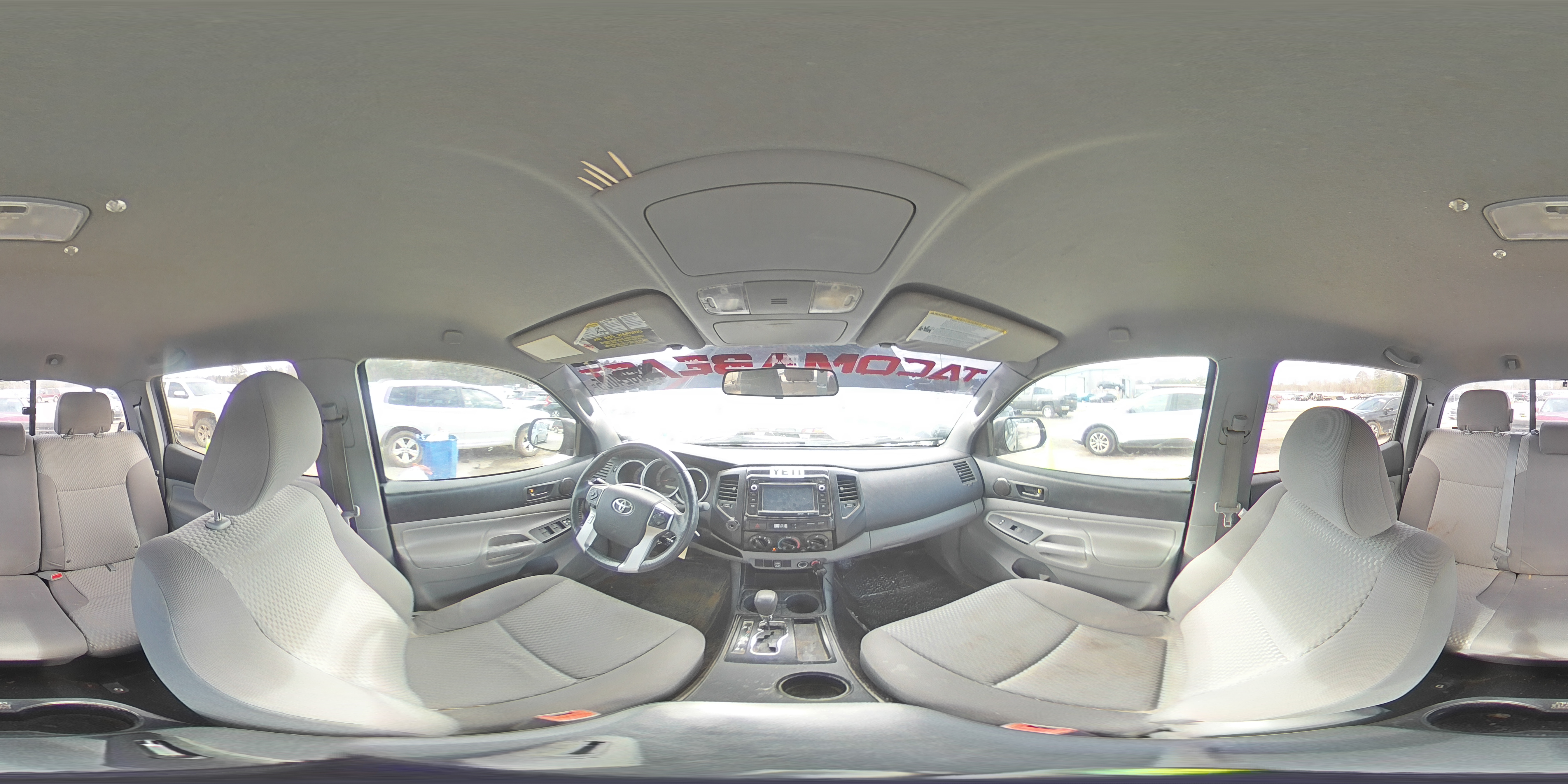 2014 Toyota Tacoma - Image 13