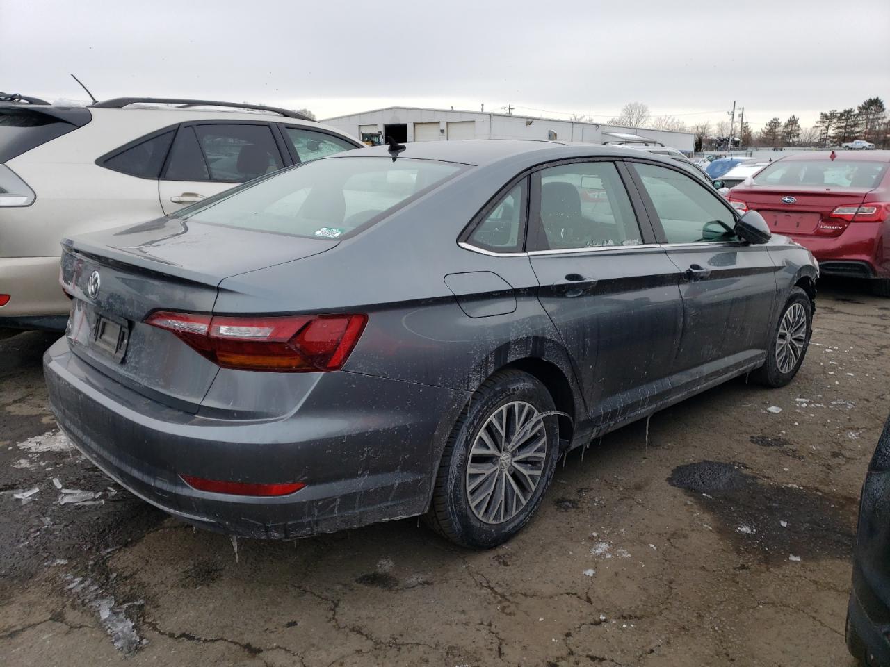 2019 Volkswagen Jetta - Image 3