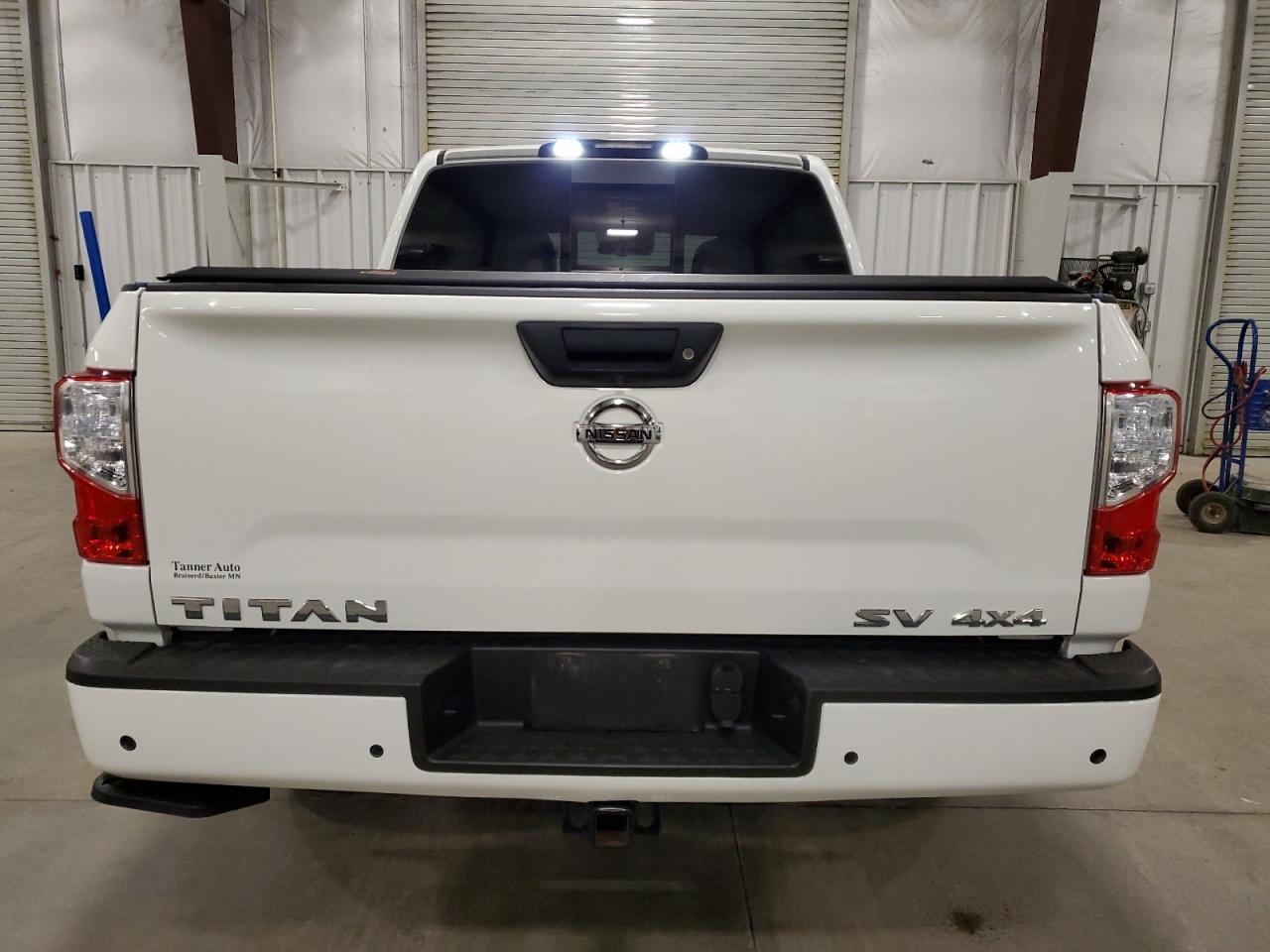 2021 Nissan Titan - Image 6