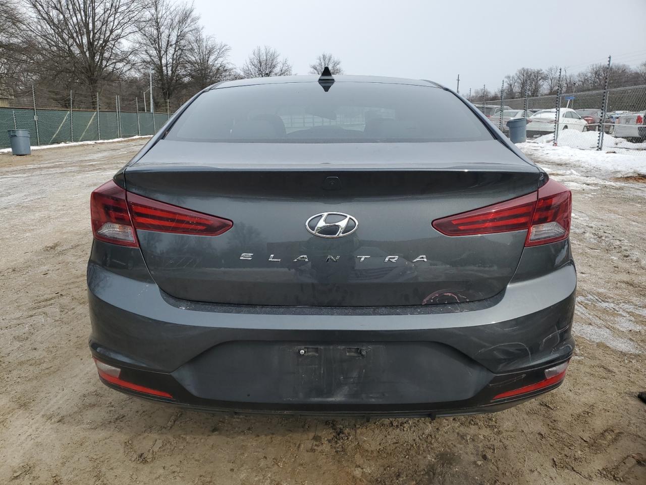 2020 Hyundai Elantra - Image 6