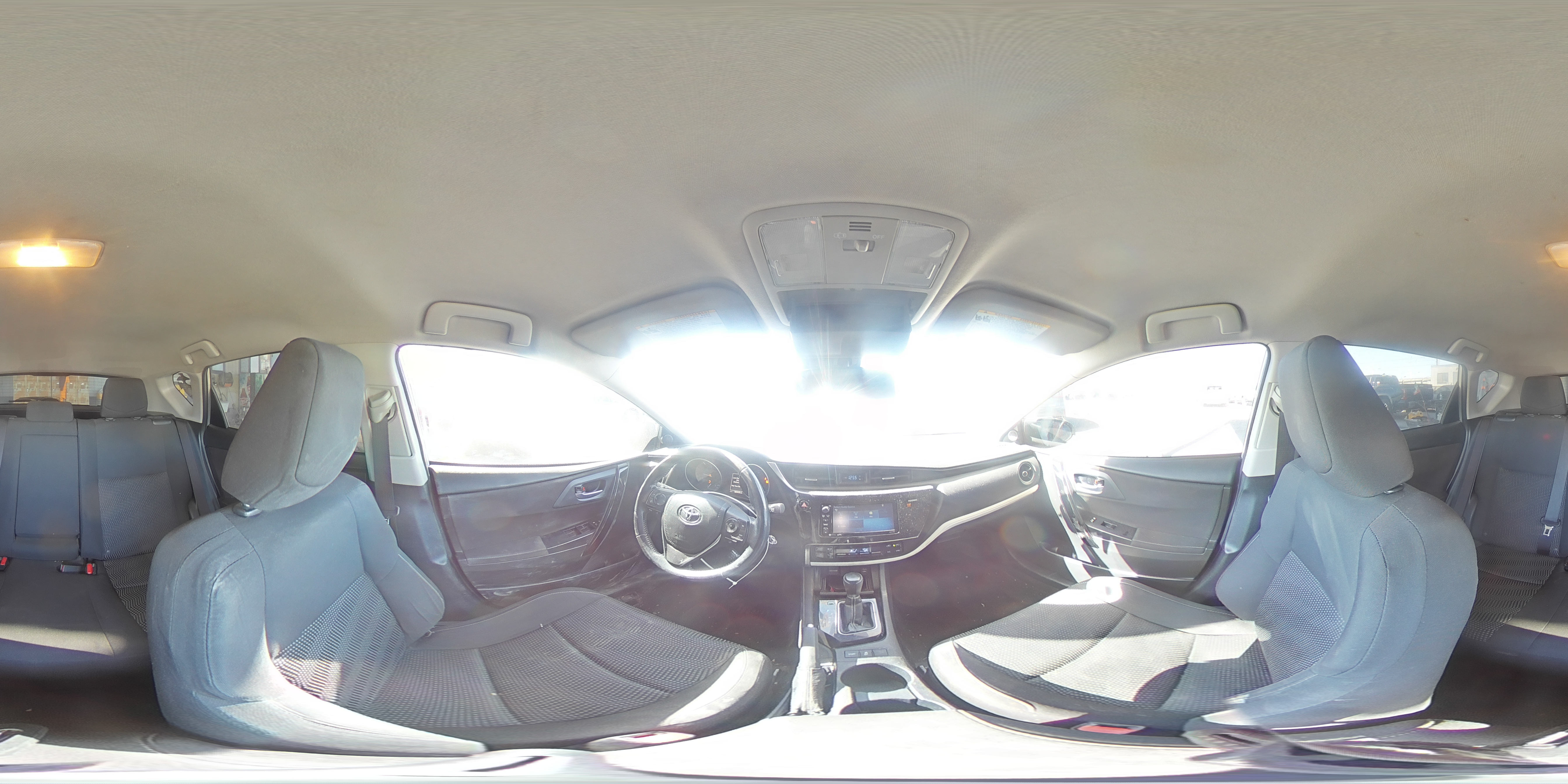 2018 Toyota Corolla - Image 14