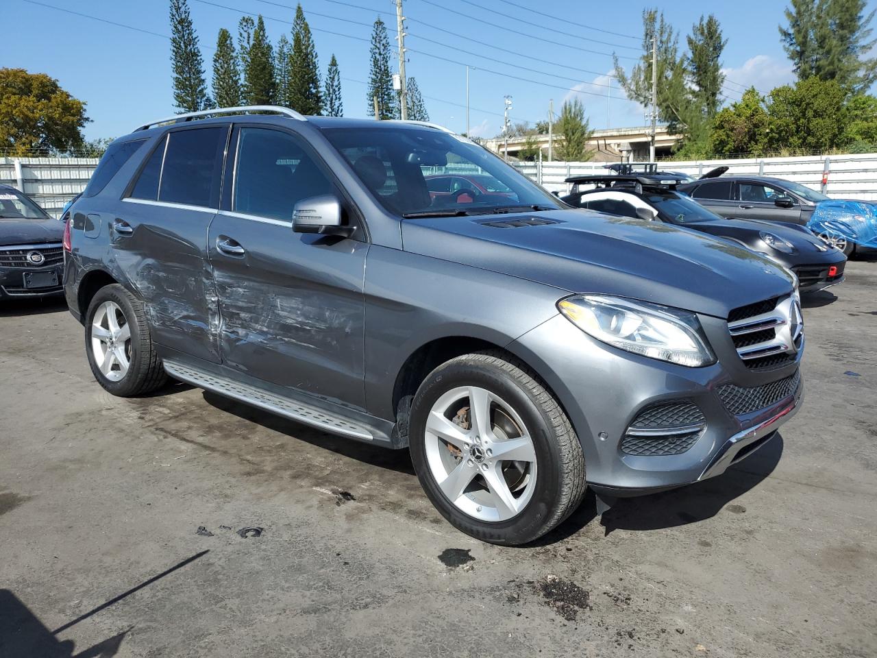 2018 Mercedes-Benz GLE - Image 4