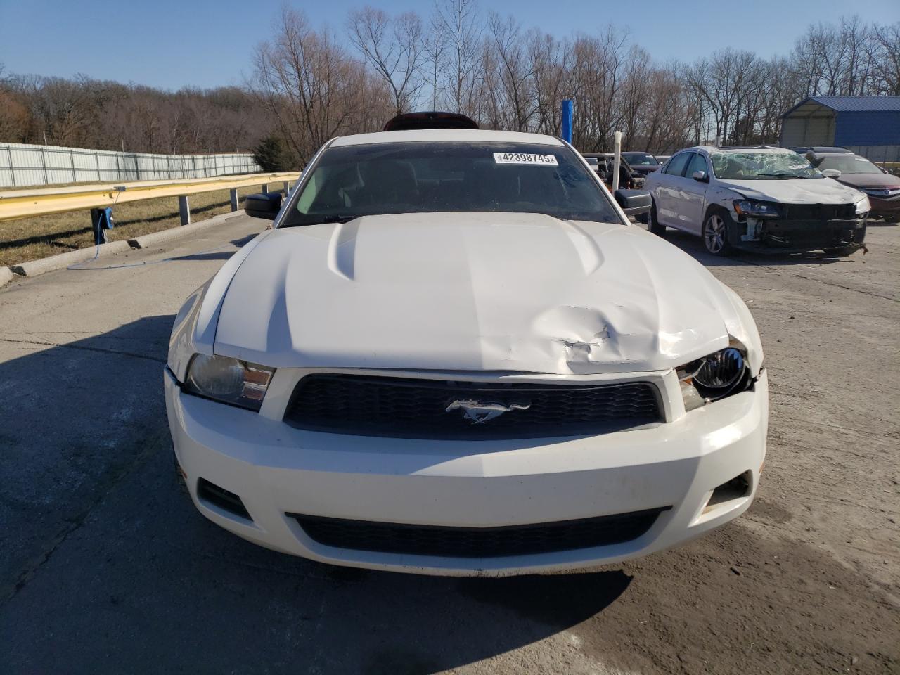 2011 Ford Mustang - Image 5