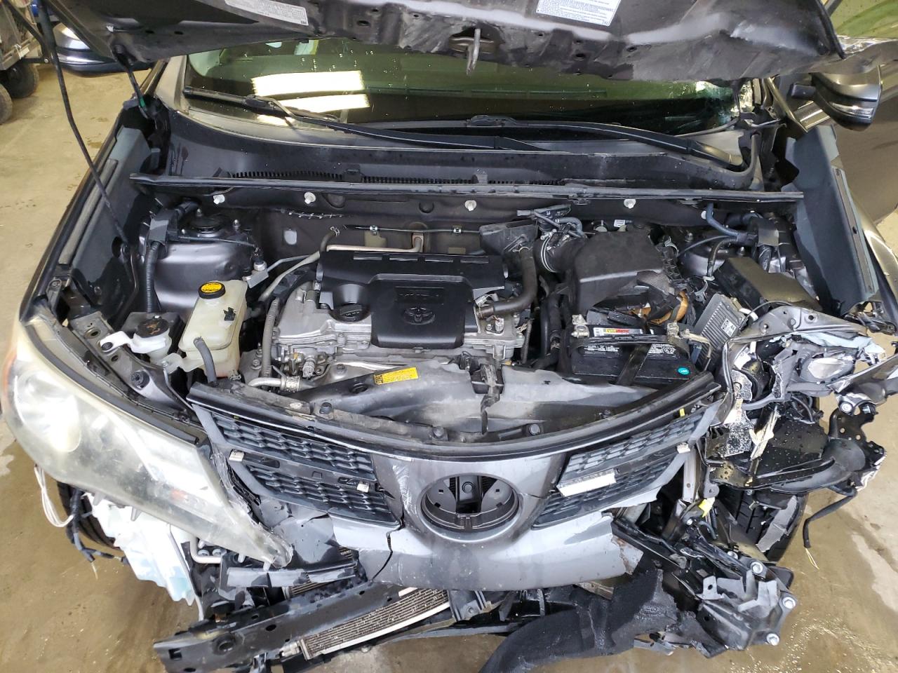2015 Toyota RAV 4 - Image 13