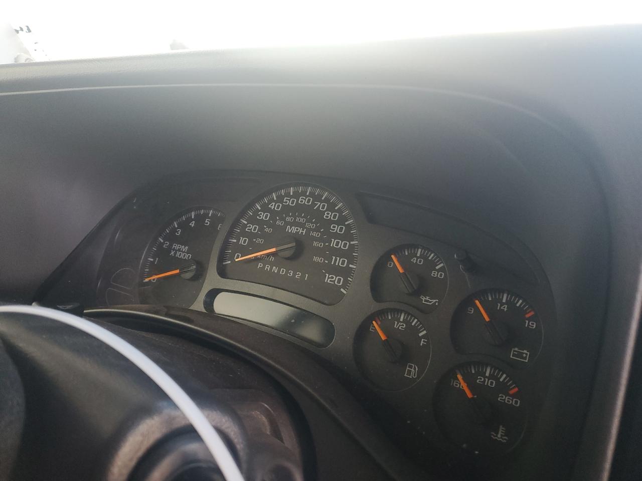 2006 GMC Yukon - Image 9