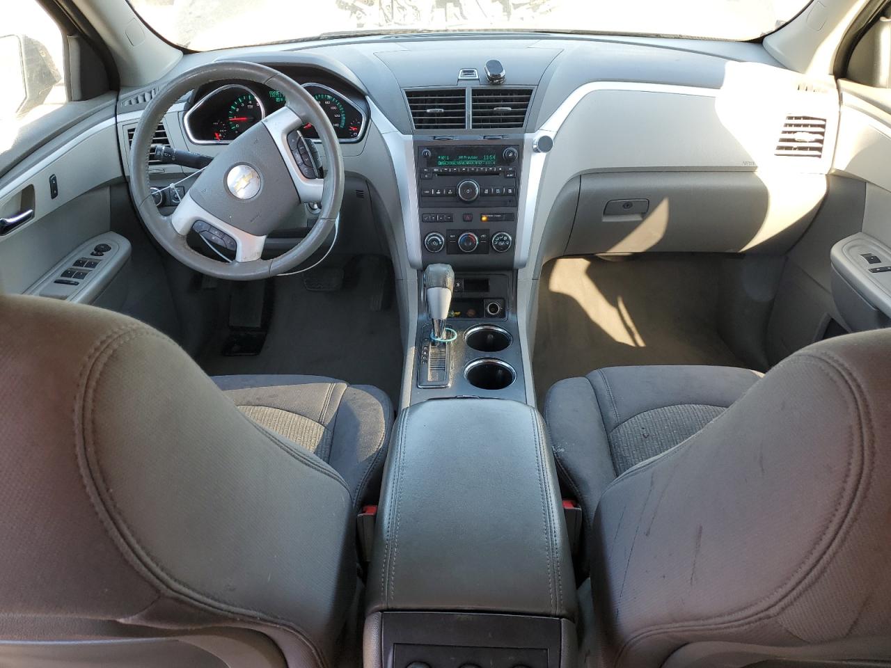 2011 Chevrolet Traverse - Image 8