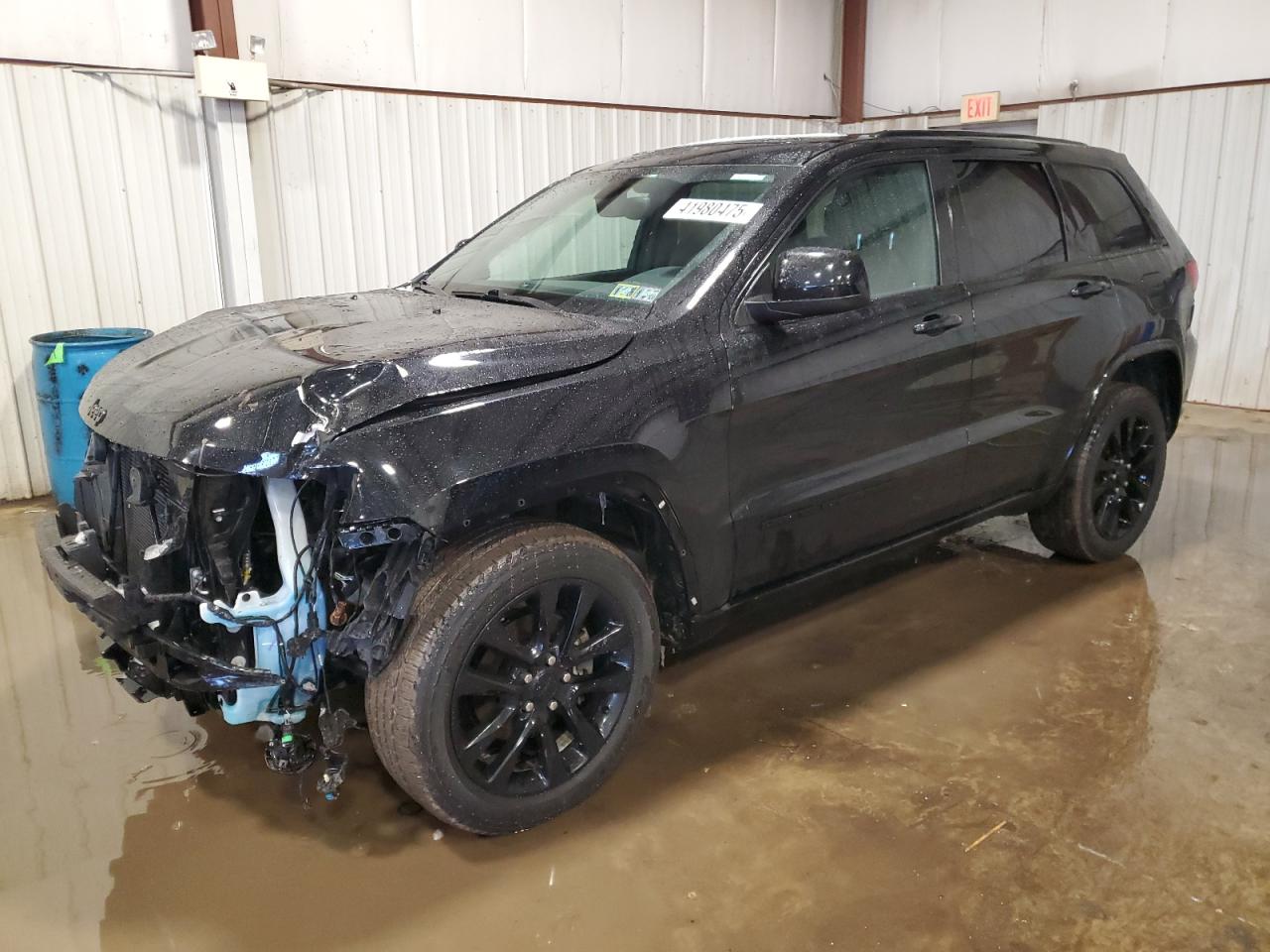 2017 Jeep Grand Cherokee - Image 1