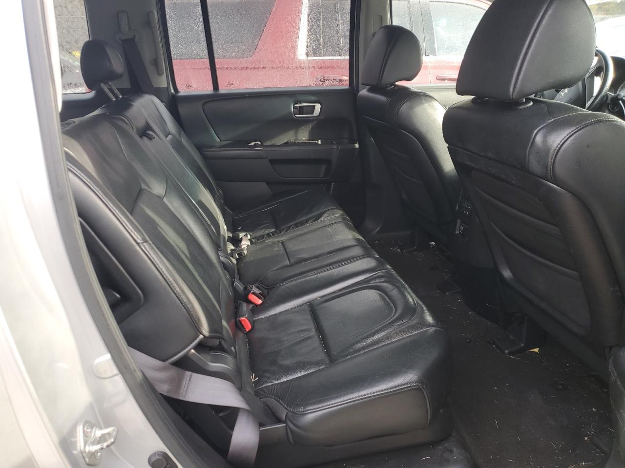 2010 Honda Pilot - Image 12