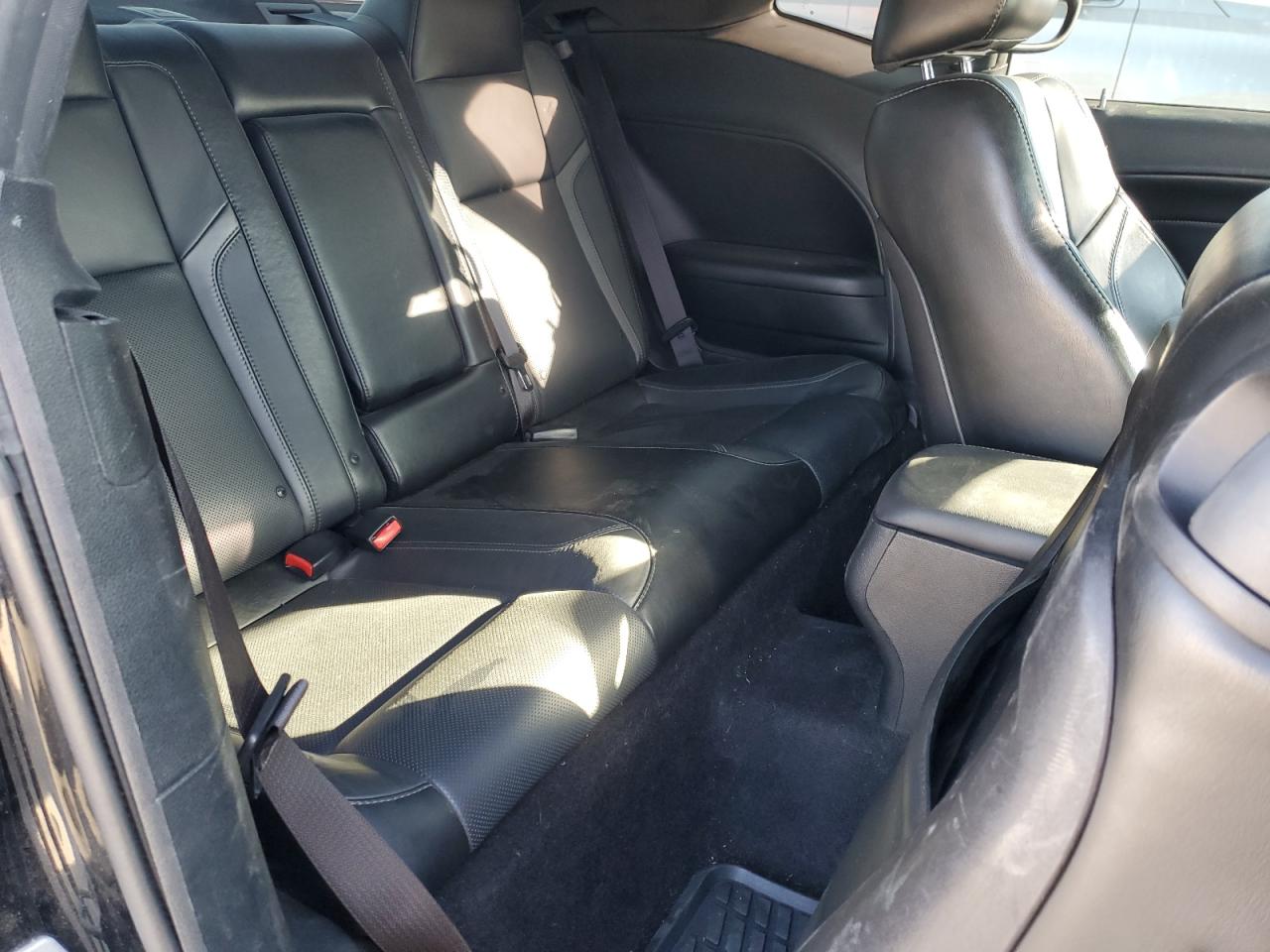 2018 Dodge Challenger - Image 10