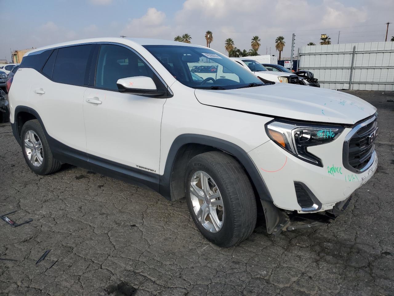 2019 GMC Terrain - Image 4