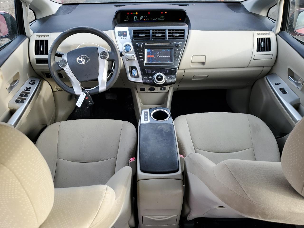 2012 Toyota Prius - Image 8