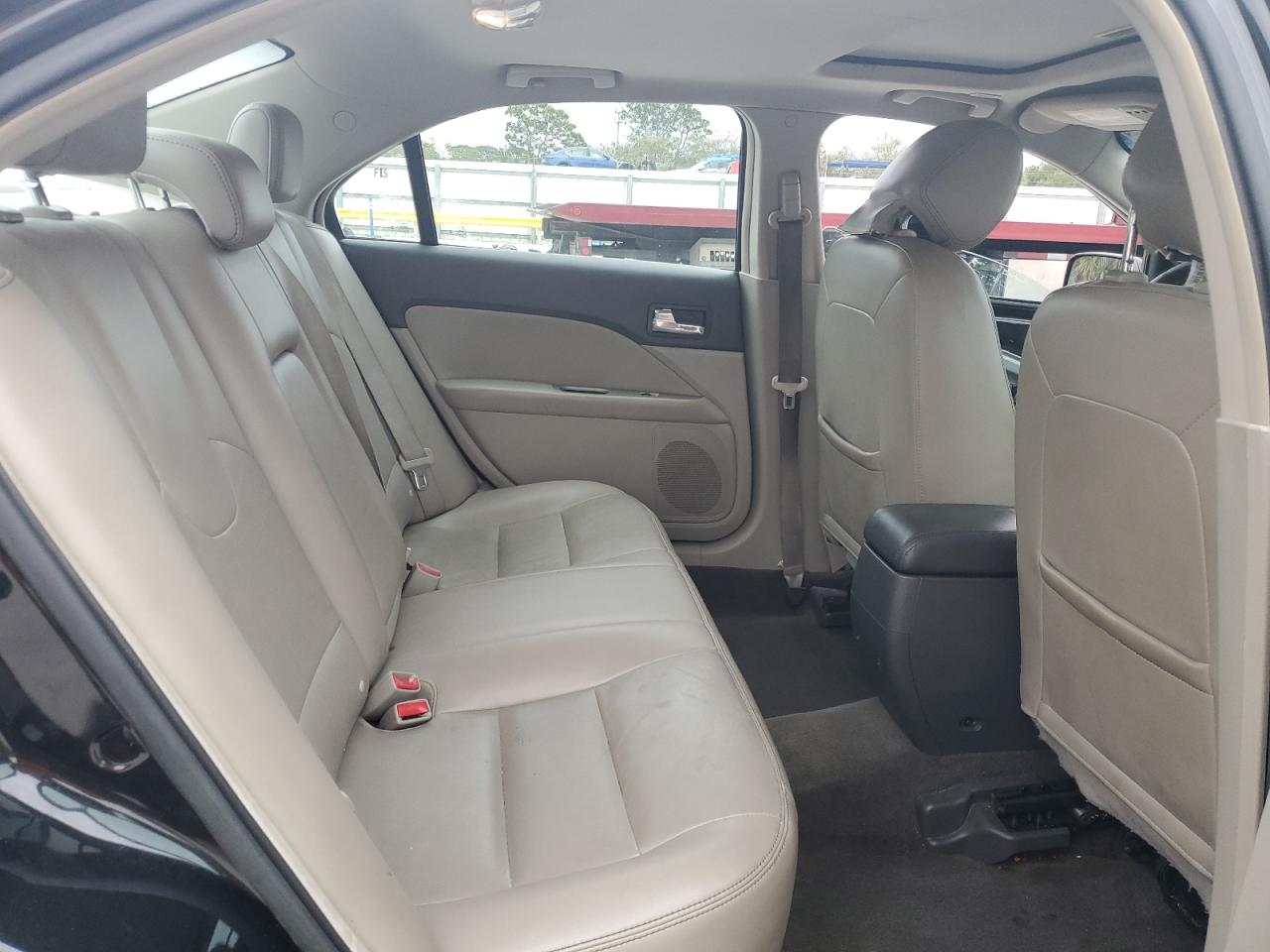 2012 Ford Fusion - Image 10