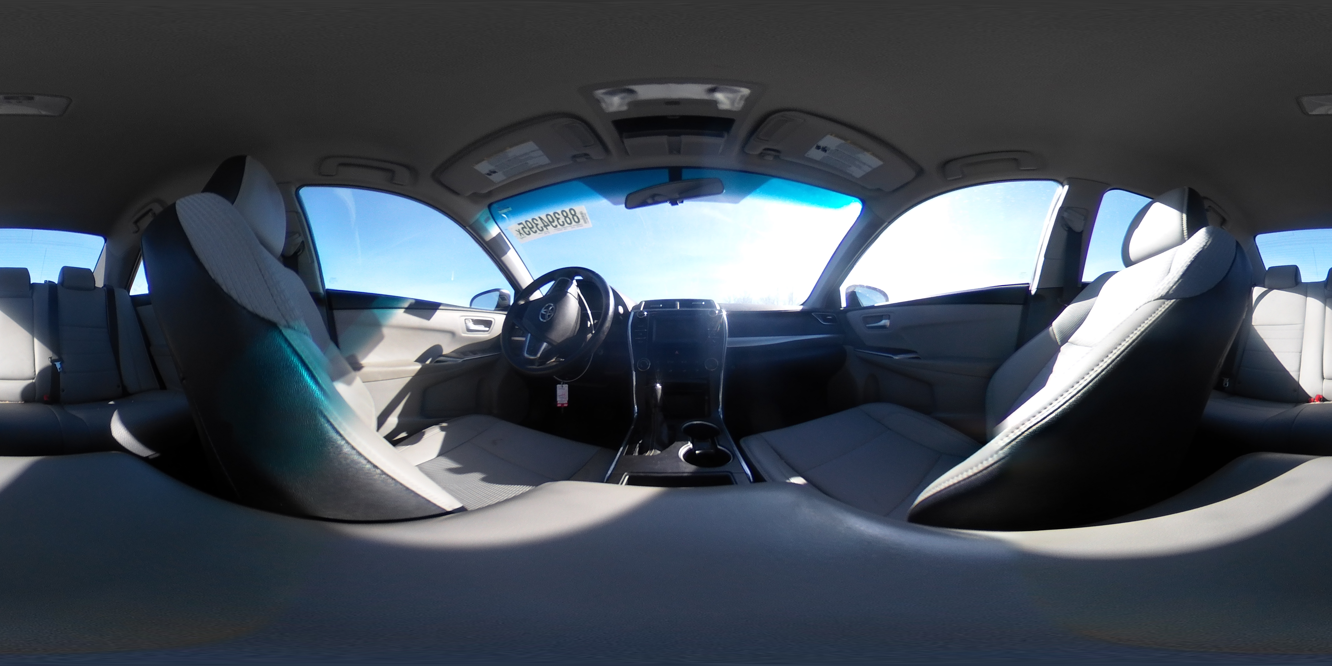 2016 Toyota Camry - Image 13