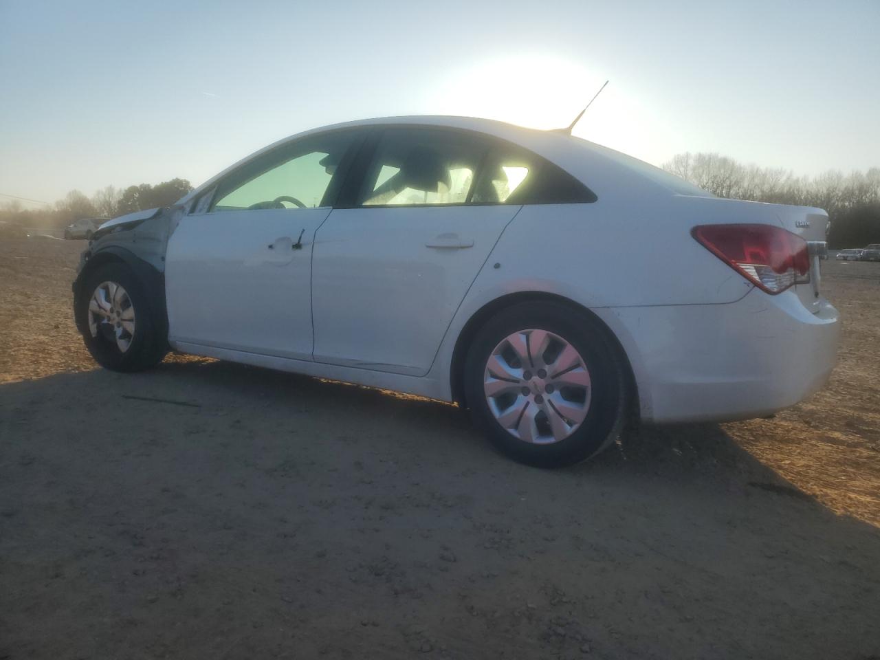 2013 Chevrolet Cruze - Image 2