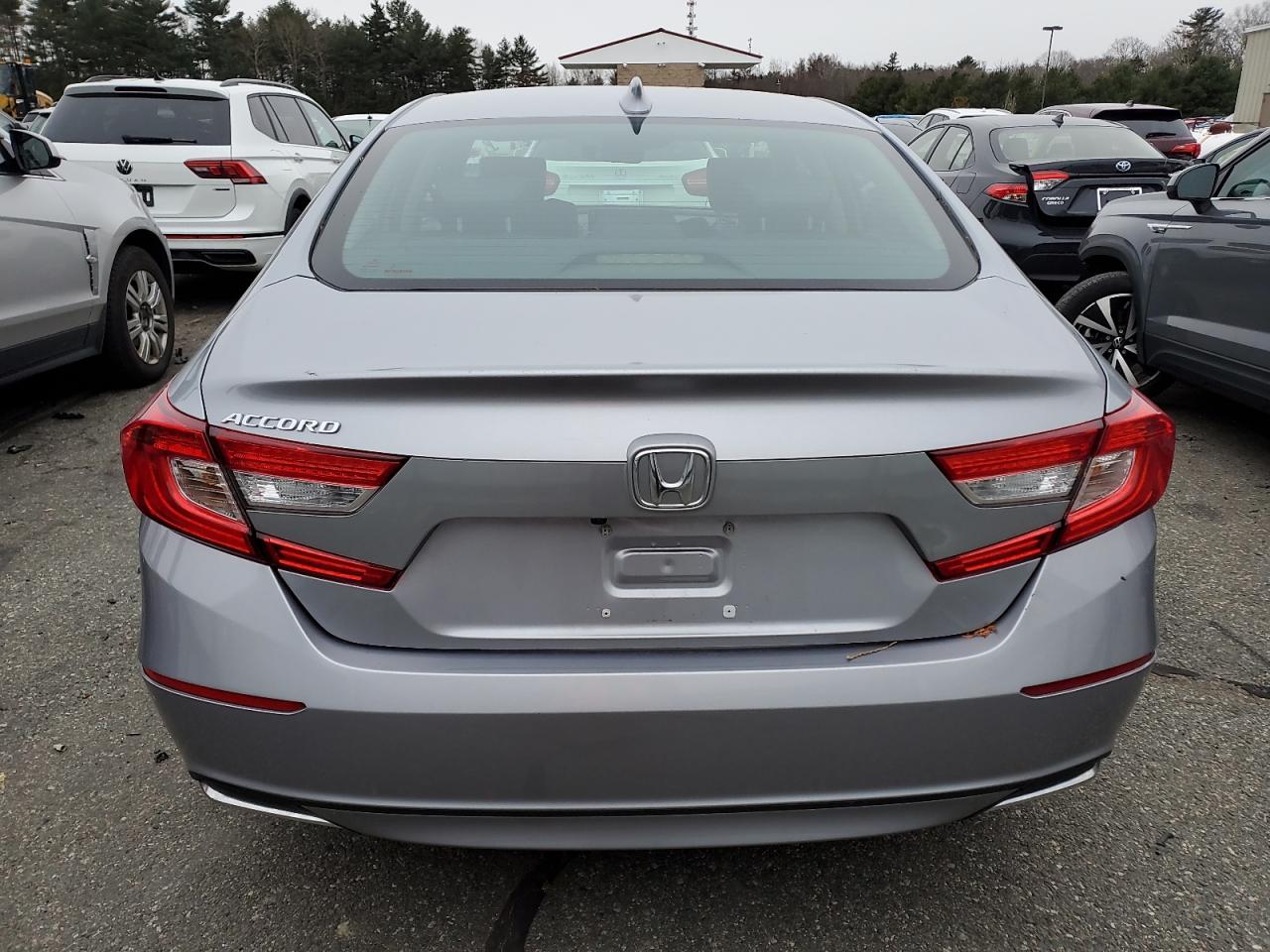 VIN 1HGCV1F50JA172114 2018 HONDA ACCORD no.6