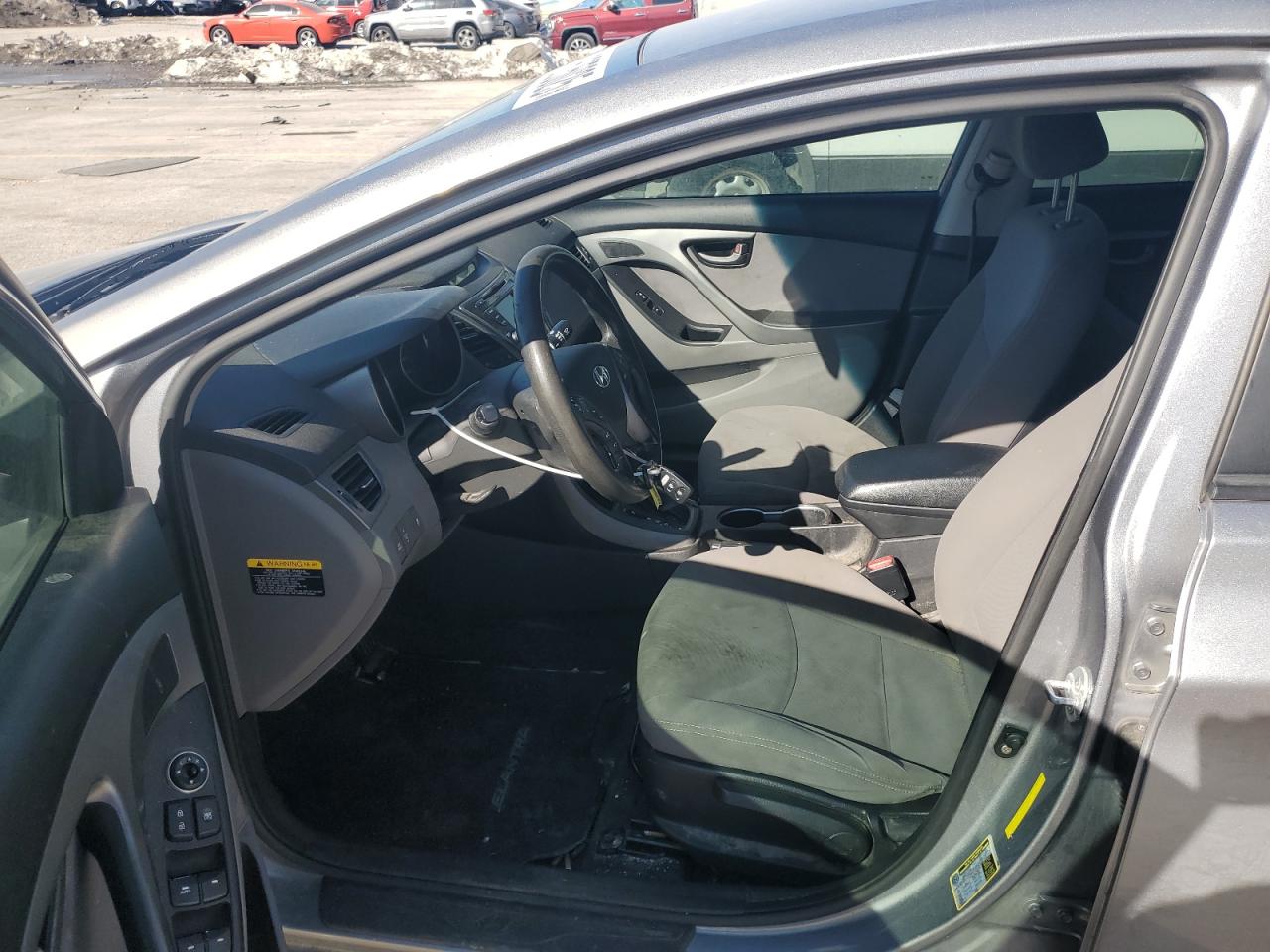 2015 Hyundai Elantra - Image 7