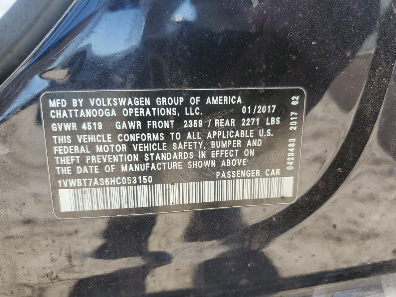 2017 Volkswagen Passat - Image 12