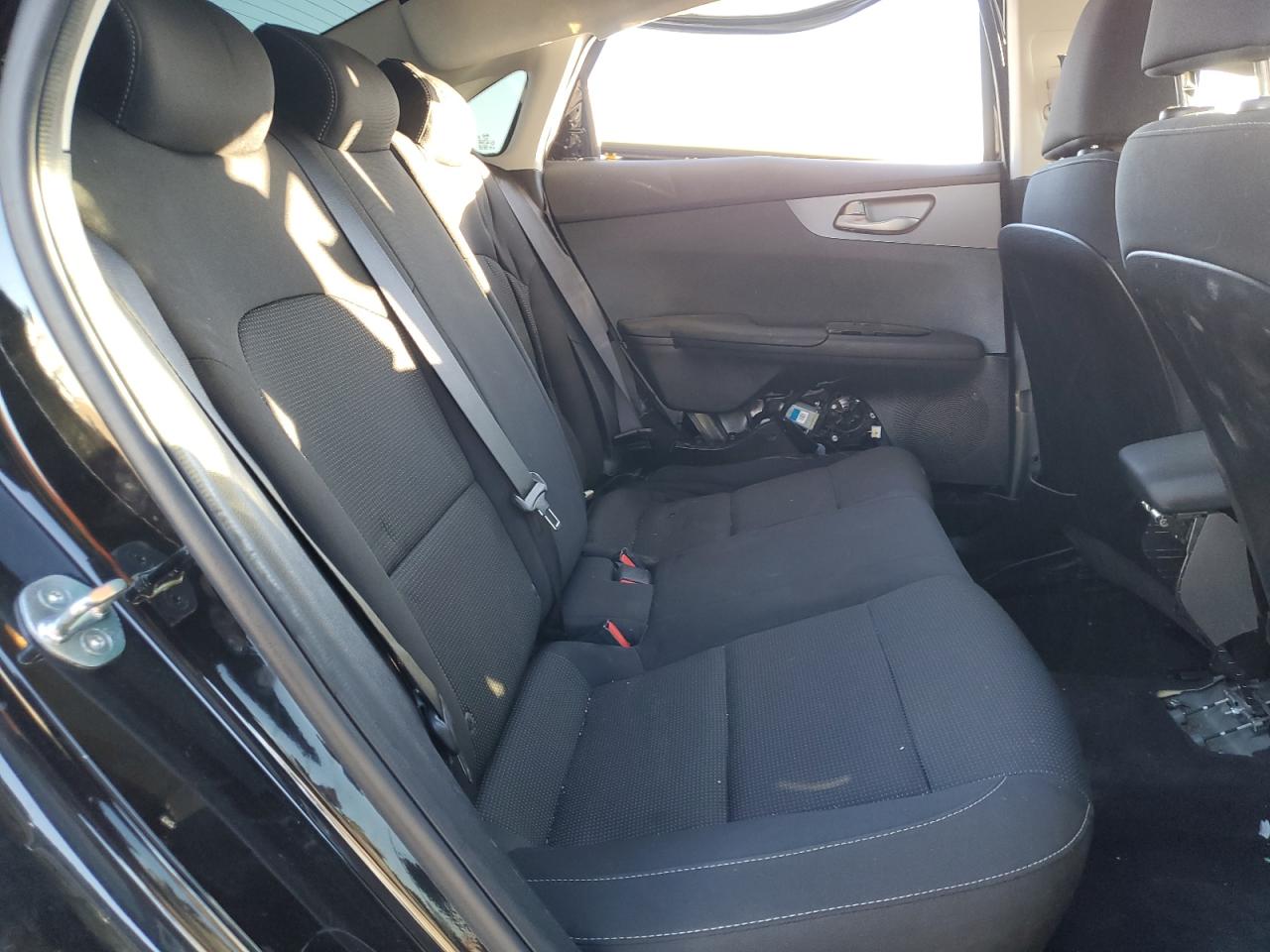 2021 Kia Forte - Image 10